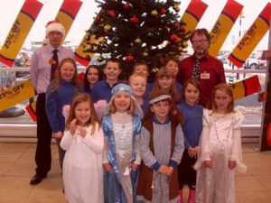 Sainsbury’s store manager Tom Phillipson with Deputy Head Mr. Hassan and Year 1 to 6 pupils from Hamsterley Primary School Sainsbury’s store manager Tom Phillipson with Deputy Head Mr. Hassan and Year 1 to 6 pupils from Hamsterley Primary School