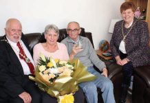 Les and Sandra celebrate Golden anniversary Ferryhill Mayor, Cllr John Lindsay and his Consort, Linda, present Sandra and Les Brown with gifts to commemorate their Golden Wedding anniversary.