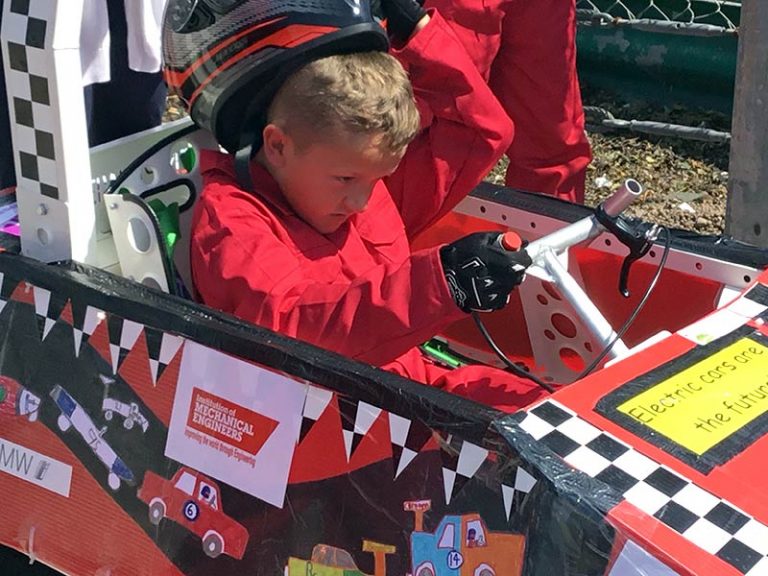 Broom Broom races for Broom! Broom Broom races for Broom!