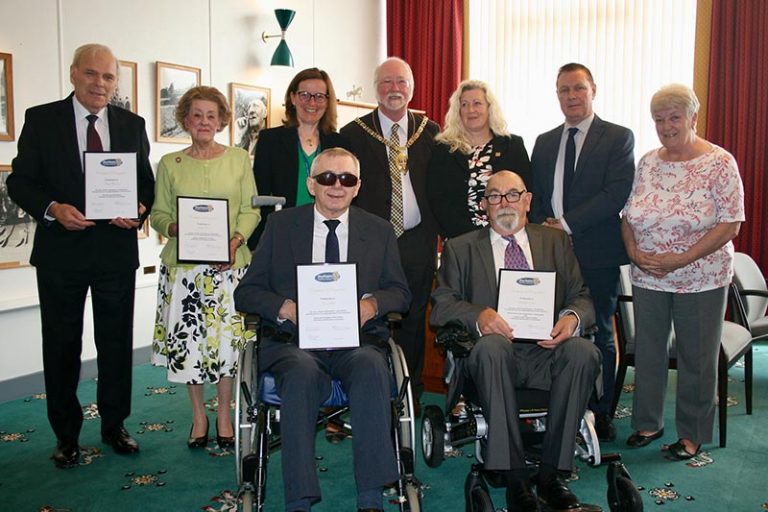 Outgoing committee members recognised for longstanding service Outgoing committee members recognised for longstanding service