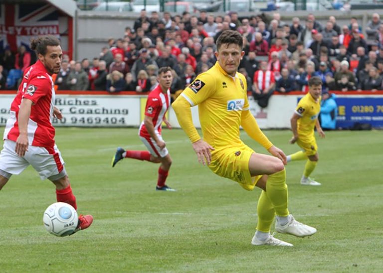 Rob Ramshaw in action on Saturday against Brackley Town.