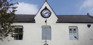Ferryhill Town Council makes Citizens Advice donation Ferryhill Town Council