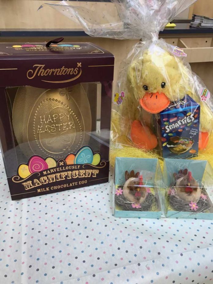 giant-chocolate-egg giant-chocolate-egg