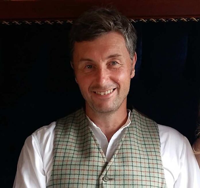 Niall Hammond Niall Hammond will talk about the Stockton and Darlington Railway: the railway that got the world on track.