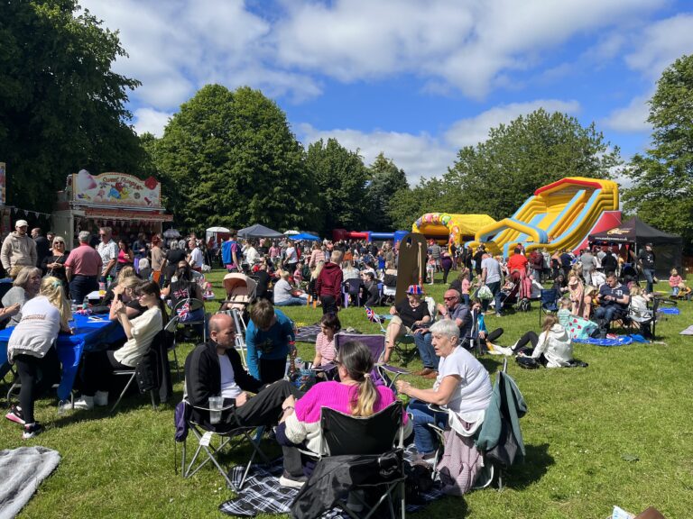 Ferryhill enjoys platinum celebrations Ferryhill enjoys platinum celebrations