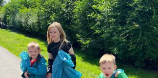 Town Team community litter pick Alfie Mortimer, Freya Abs and Kobe Longstaff helping out at the community litter pick.