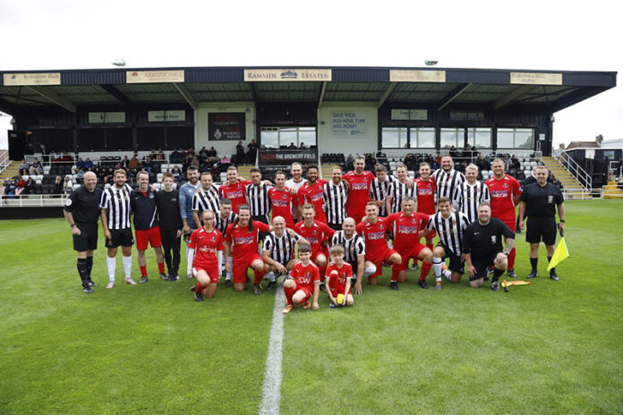 moors-tunbridge-wells-legends Moors and Tunbridge Wells prior to the game a decade on from their Vase final battle.