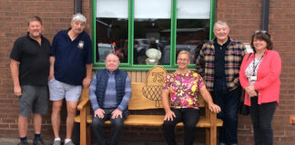 Greenfield Men’s Cree donate oak benches to care homes