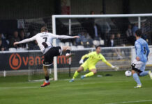 Moors roar back after weekend defeat