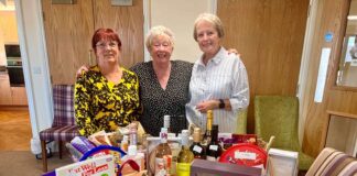 ‘Laurel’ residents raise money for charity