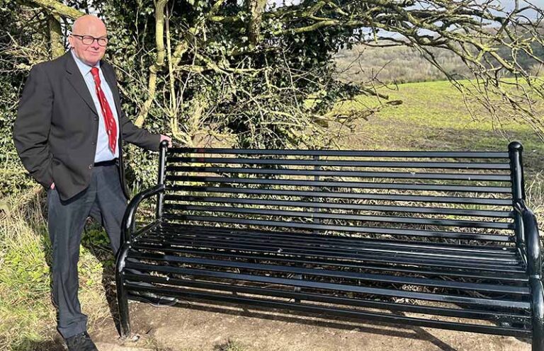 New bench for Carrs Reserve