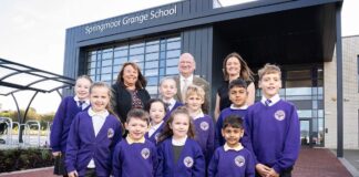 Parent traffic concerns as school opens