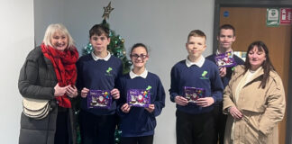 Town Council distributes Christmas chocolate treats