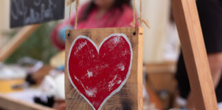 Busy Bees Valentine sale