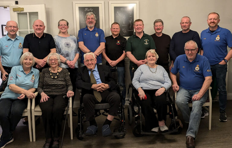 Veterans reunite in care home