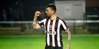 Moors leapfrog Alfreton