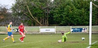 Late rally wins it for Railwaymen