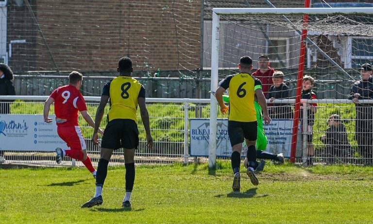 Shildon win keeps title race alive Shildon win keeps title race alive