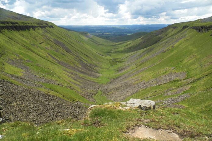 geograph-6180301-by-Anthony-Parkes