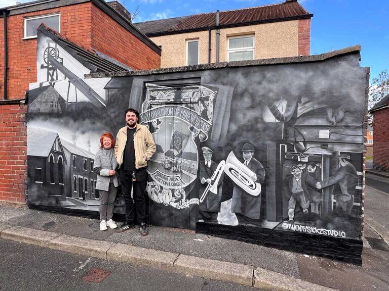 Brenda Collins – mural tribute to Chilton’s mining heritage
