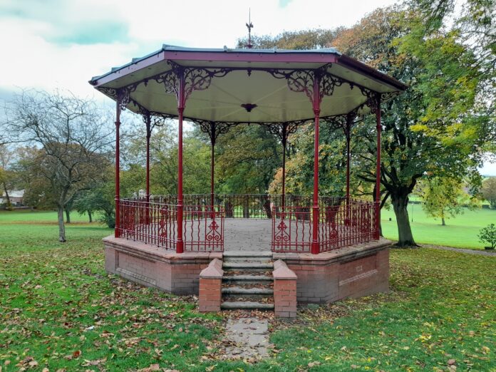 Band Stand