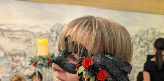 Award-winning horror director Dean Midas hosts sell-out Masquerade Ball for horror icon ‘Eve Valentine’