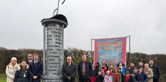 Ceremony takes place to celebrate installation of Miner’s Lamp Sculpture