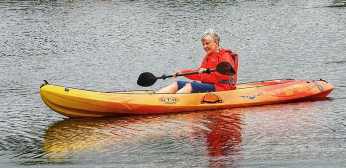 ageuk-kayak