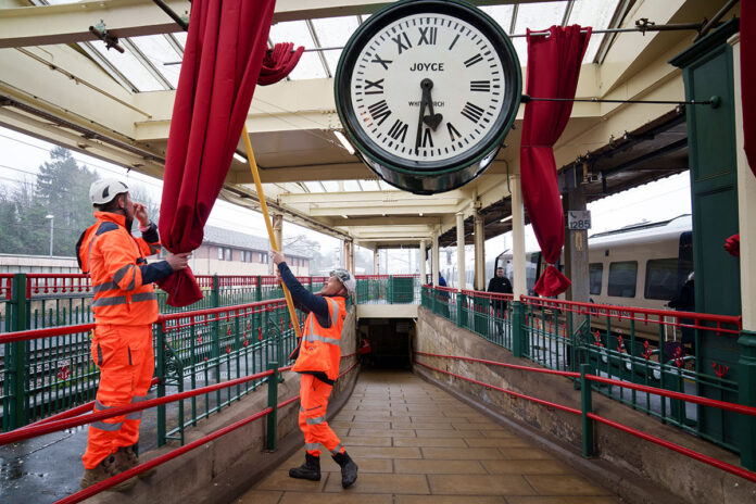 carnforth-station-clock