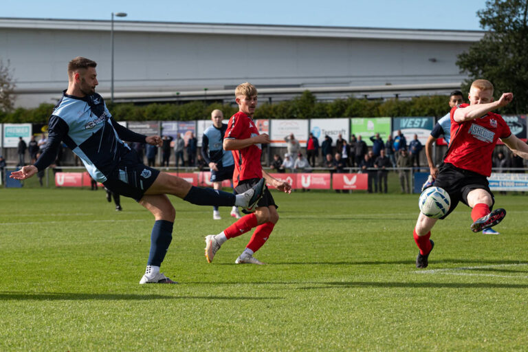 Bishops win in Vase but slip in league Bishops win in Vase but slip in league
